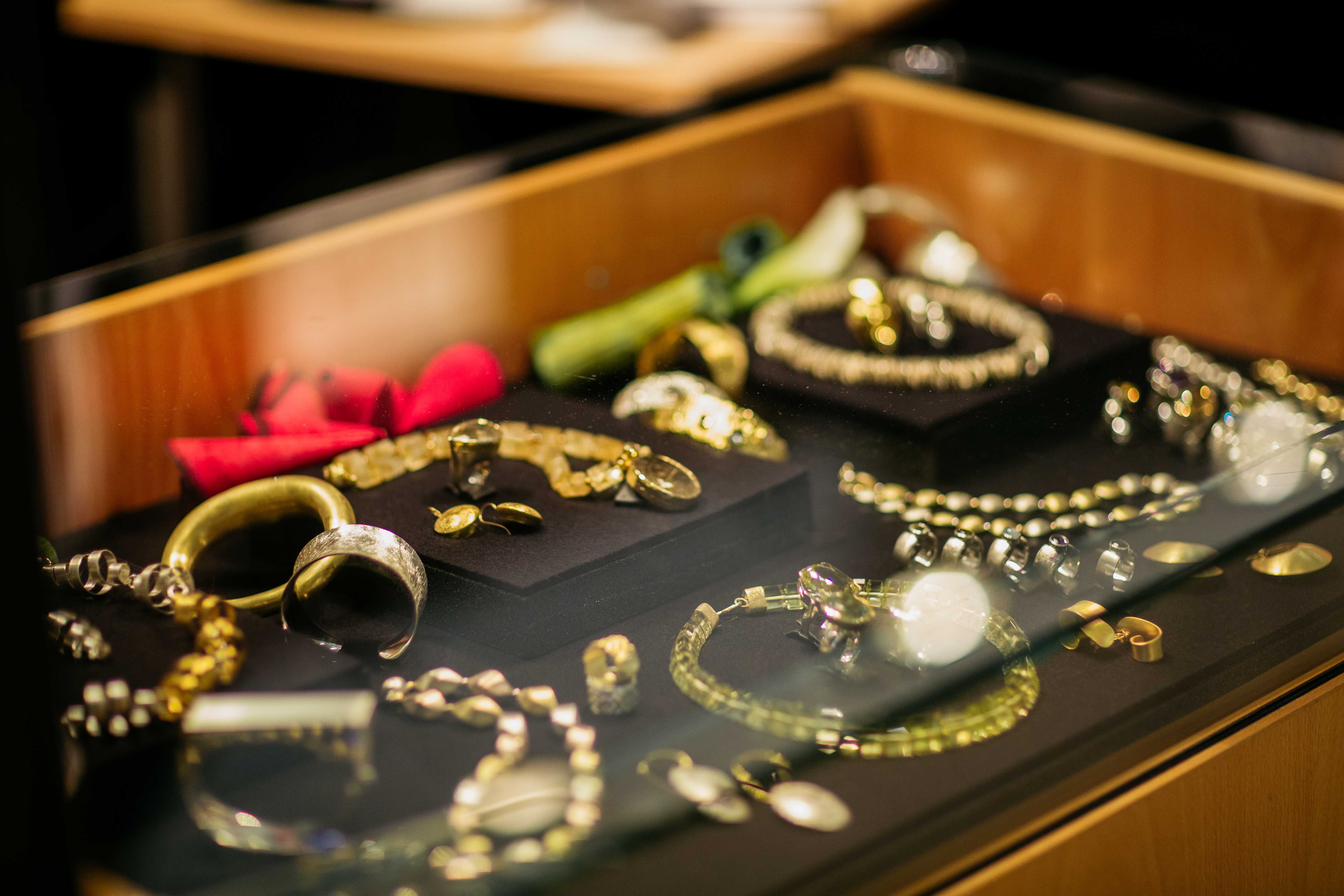 Gold & Silver Jewellery