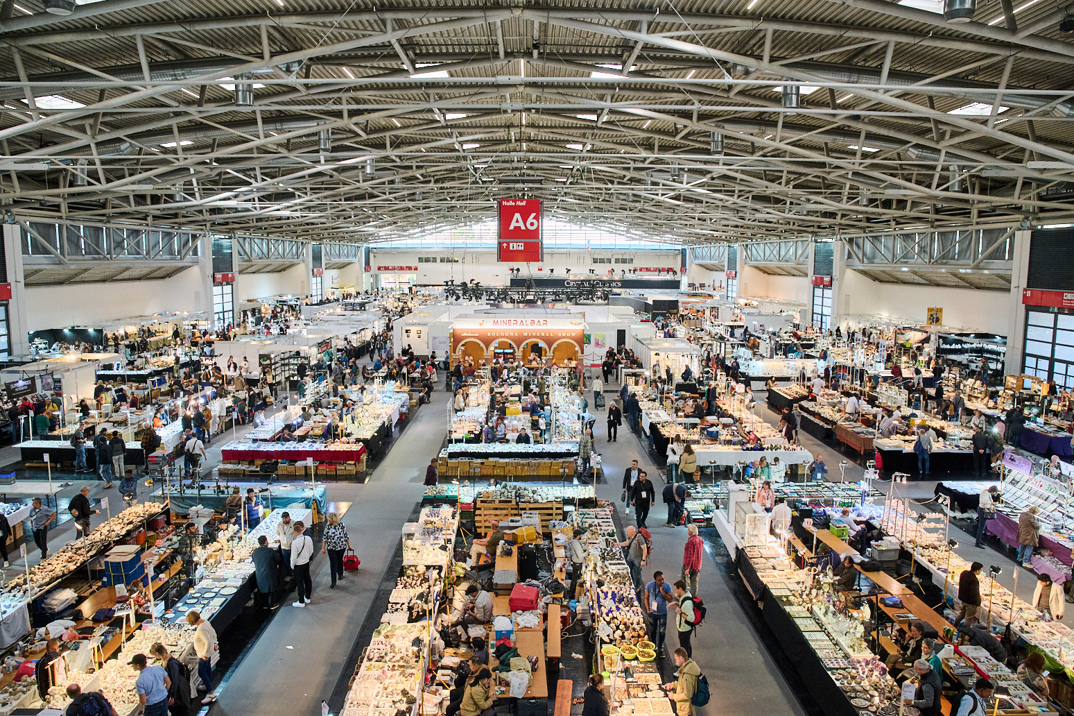 The world of precious stones on over 50.000 sqm